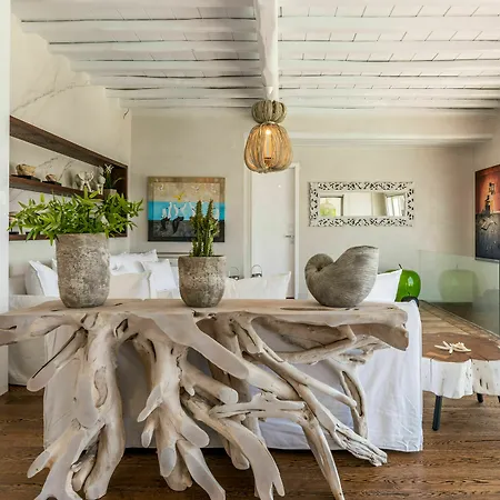 Daloli Villa